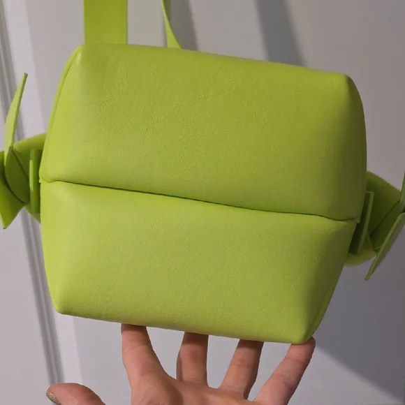 Acne Studios Neon Green Musubi Small - Picture 2 of 7